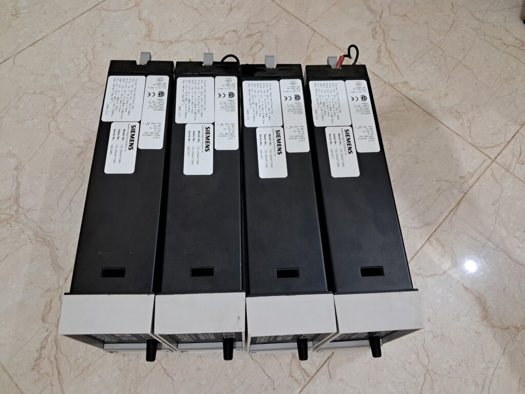 SIEMENS TGX : 353A4F1CNB4 Process Controller