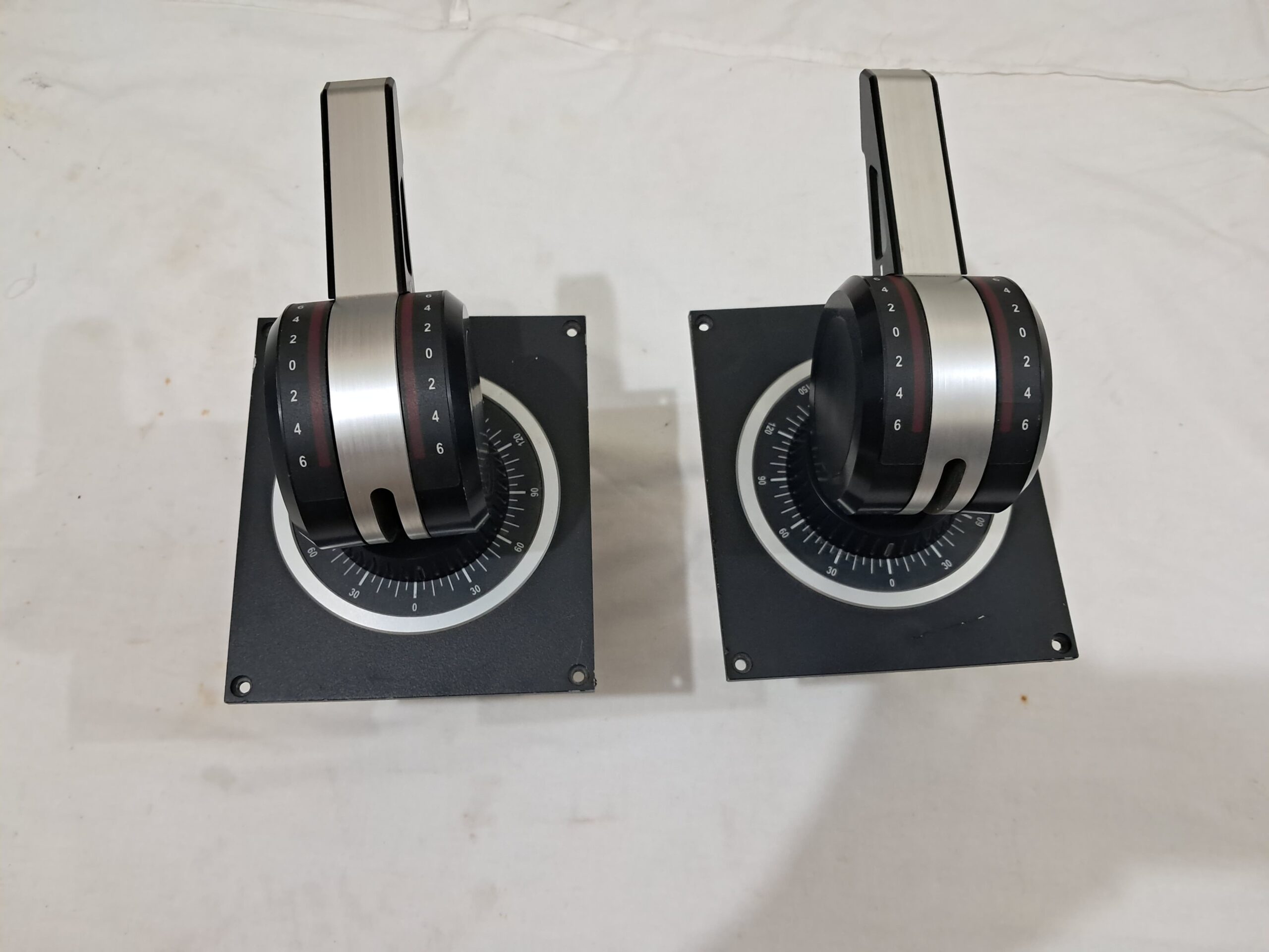 BERG ED60098 STBD and PORT Azimuth Lever