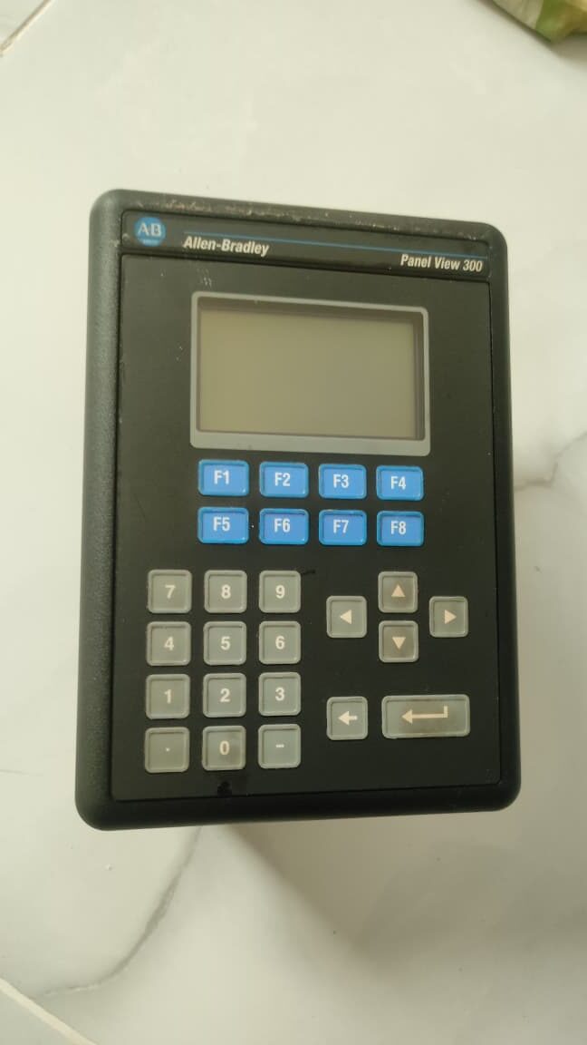 Allen Bradley Panelview 300 Operator
