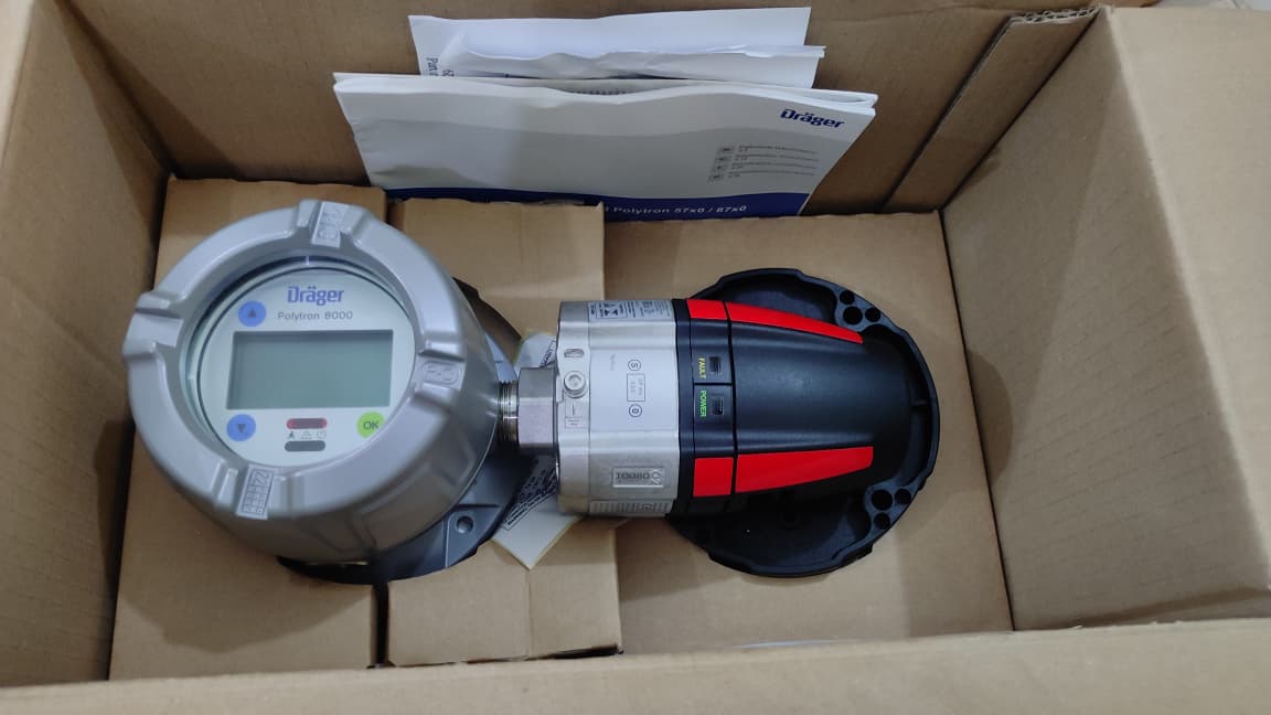 NEW Drager Polytron 8700 IR ITR 0410 Fixed Gas Detector