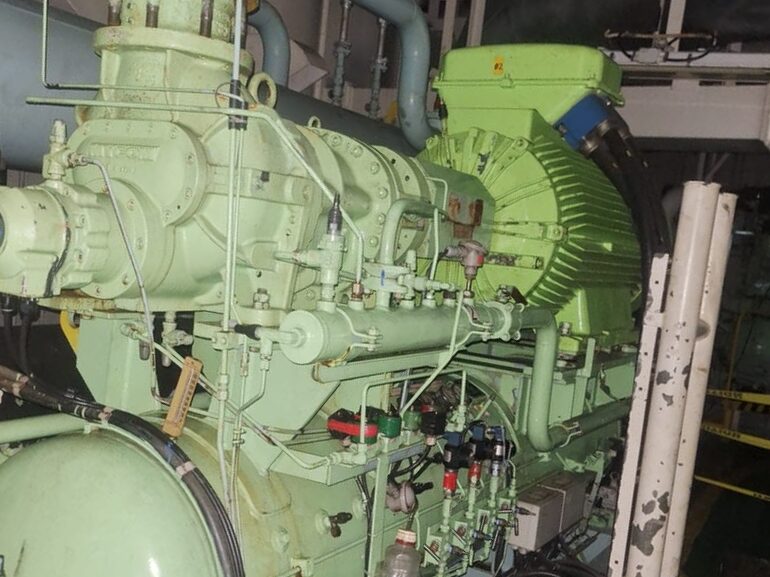 Mycom Mayekawa 200VLD 2.6L Industrial Screw Compressor